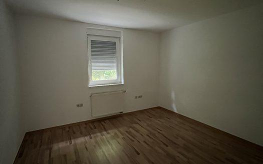 4-Raum-Wohnung mit Balkon in ruhiger Waldrandlage